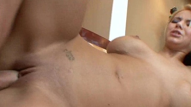 Ashlynn Brooke Gets Fucked and Creamed On